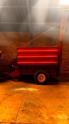 1 X LM 8 Ton met extra lang uitlaai auger pyp Bothaville