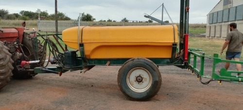 1 X 2000L Sleep spuit 12m boom Hartbeesfontein