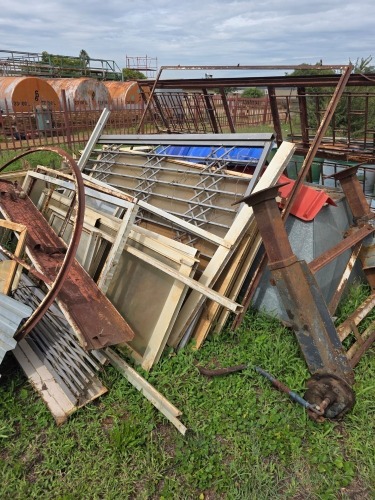 1 X Window frame, Trellidor and scrap Potchefstroom
