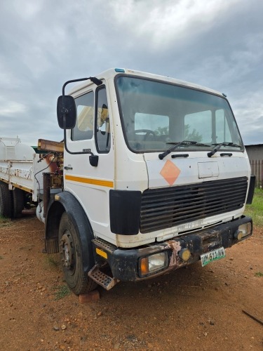 1 X Mercedes Benz 1417 Crane truck Potchefstroom