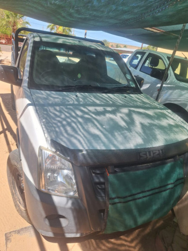 1 X ISUZU - SINGLE CAB Keimoes