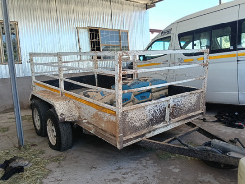 1 X 3.5M DOUBLE AXLE TRAILER Keimoes