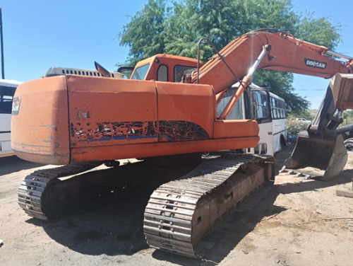 1 X DOOSAN 225 Keimoes