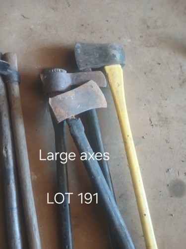 1 X LARGE AXES Fanie Grobler