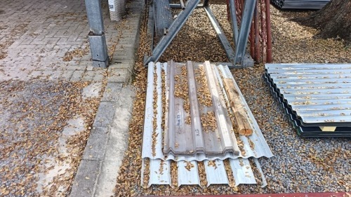 1 X Poly carb 1.2m to 1.5m