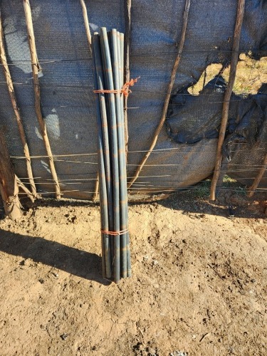 1 X 900MM PLASTIC DROPPERS - 44 Kluyts Livestock Farming