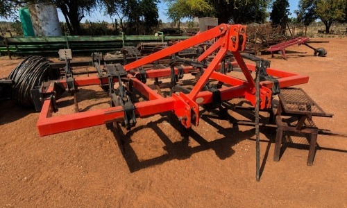 1 X Heavy Duty Tine cultivator