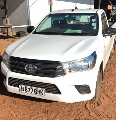 1 X Toyota hilux single cab pick up