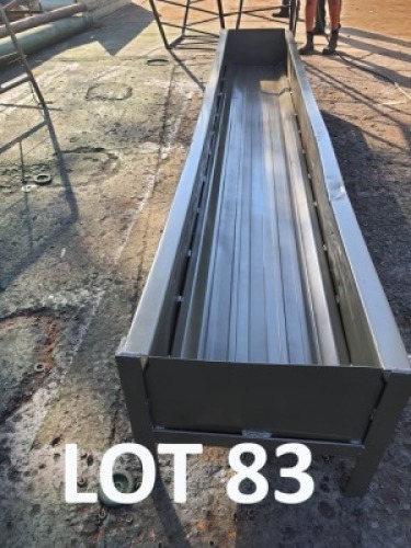 1 x 1 x Voerbak &ndash; 1,2m JOGGIE KOTZE (Per stuk om te neem/Per Piece to take the lot)