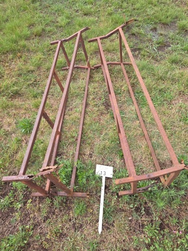2 X STEEL STANDS E.BEKKER (Pay per item to take the lot)