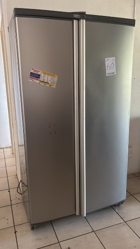 1 X DEFY DUBBELDEUR YSKAS/VRIESKAS Banie Erasmus