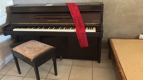 1 X KLAVIER MET BANKIE Banie Erasmus