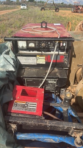 1 X DC600 ELECTRIC WELDER MET WIRE FEEDER Willem Nel