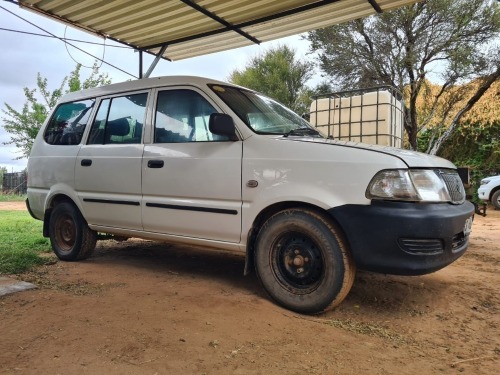 1 X 2003 TOYOTA CONDOR Willem Nel