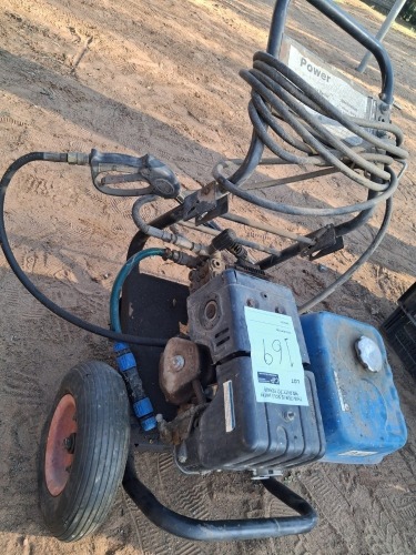 1 X HIGH PRESSURE WASHER Banie Erasmus