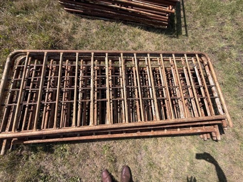 10 X Light-duty creep gate - kruiphekke 2.5m x 1,0m F2 BOERDERY (Pay per item to take the lot)