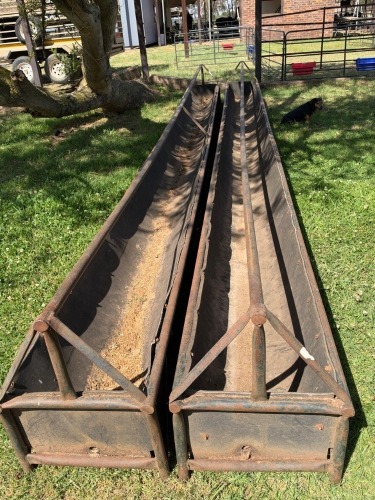 2 X Voerbakke (conveyor) 6m x 450 cm F2 BOERDERY (Pay per item to take the lot)