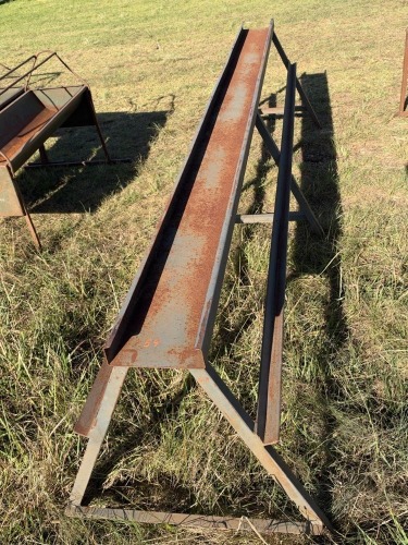 1 X Steel Standing Feeder &ndash; 3.0 m &times; 0.47 m F2 BOERDERY