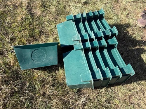 12 X Trogtek 12 Hanging buckets MAHLATSEMUNEI PROJECT & GENETIC (Pay per item to take the lot)