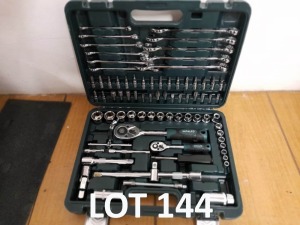 1 x SOCKET SET Ljubivoje Arcic 