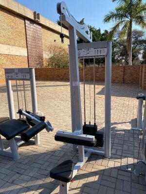 1 x LAT PULL DOWN MOGOL CLUB