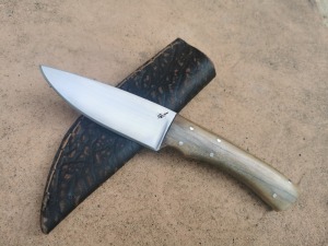 LOT 10 Custom made hunting knife & sheath