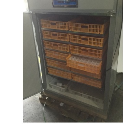 LOCAL KZN 1 PALLET INCUBATOR  (Bidding on contents of container only)