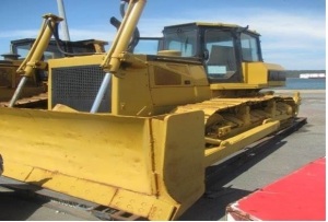 EXPORT KZN 1 USED BLDZR BULDOZER (SECOND HAND)  (Bidding on contents of container only)