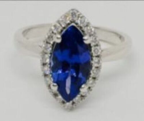  18 KT WG RING SET WITH TANZANITE