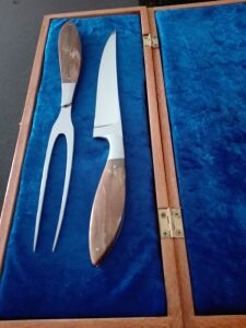 LOT 47  CARVING SET