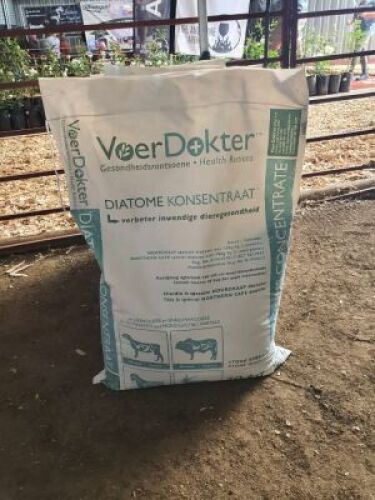 LOT 0D&nbsp; 5X SAKKE VOERDOKTER