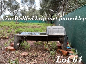 10X Well fed waterkrippe(0.7m) met ball valves Adri Malan (Per stuk om lot te neem)