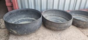 LOT 0.3 4X RONDE TYRE VOERBAKKE DALEEN VAN ZYL (Per stuk om lot te neem)