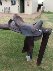 1 x Franco Saddle Brown