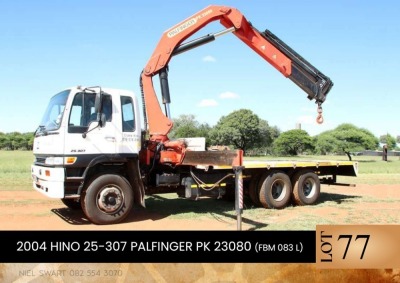 1X 2004 Hino 25-307 Palfinger PK 23080 (FBM 083 L)