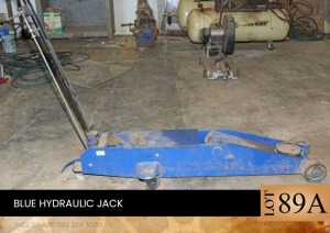1X Blue hydraulic Jack