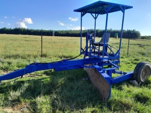 1X Universal hydraulic pull grader