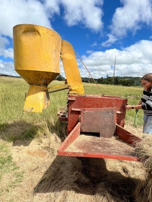 1X Drotsky Hammer mill, tractor driver