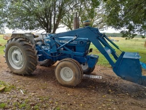 1X Ford 7600 tractor with front end loader & bale fork