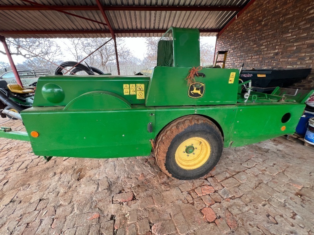 1X Skraper met wiele, werk op driepunt van Trekker RHUMA RANCH TOTAL ...
