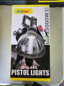 1X PISTOL LIGHT - JOHAN WELTHAGEN