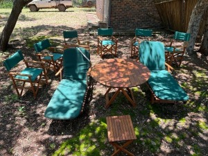 6X Directors chairs, 2x Sun loungers, round table and l square table