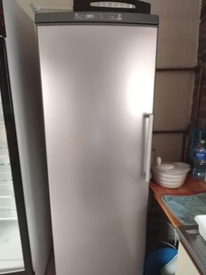 1X Refrigerator - Working