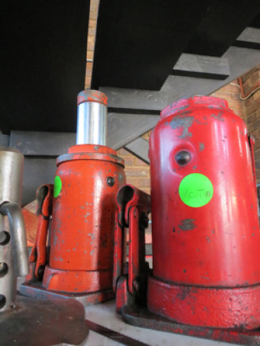 2 X BOTTLE JACK 20 TON