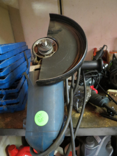 1 X RYOBI ANGLE GRINDER 9 INCH
