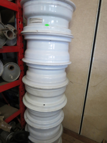 14 X MAG WHEEL WHITE ASSORTED