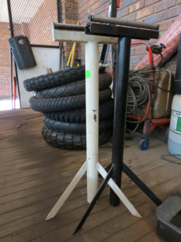 2 X TROLLEY STAND ROLLING TRESSLE