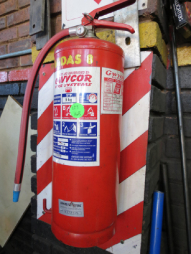 4 X FIRE EXTINGUISHER