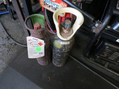 2 X OXY-ACETYLENE PORTA PACK BOTTLES (HIRING ONLY)