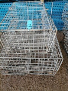 5 Items - Cage wire with lids 0.82m long x 0.32m wide x 0.47m high